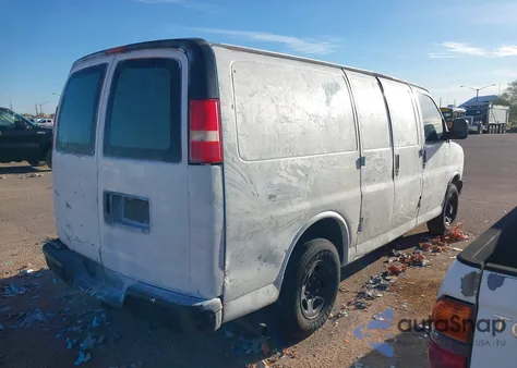 2006 Chevrolet Express Work Van из США, поврежденный, VIN 1GCFG15X261166220